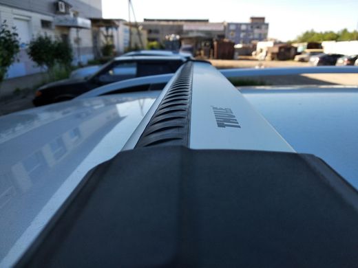 Поперечини DACIA Duster 2010-2013 SUV Thule Wingbar Edge 958 на високі рейлінги хром, Хром, Aеродинамічна