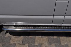 Боковые подножки Volkswagen Tiguan 2011-2016 d42х1,6мм