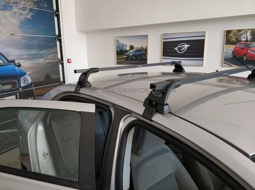 Багажник KIA Cerato Hatchback 2007-2014 на гладкий дах, Квадрат