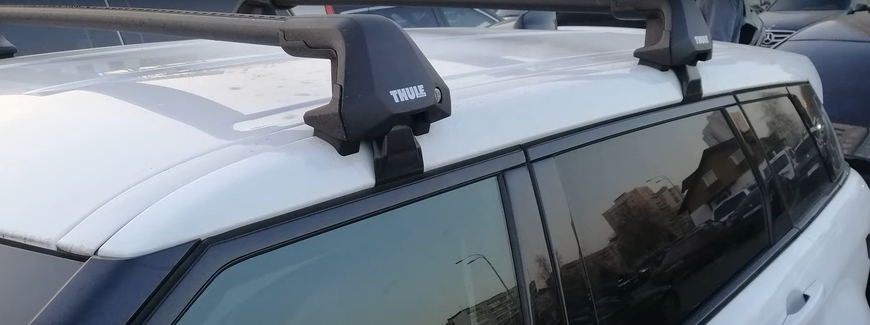Поперечины PORSCHE Cayenne Coup&eacute; 5-dr SUV 19- на гладкую крышу Thule Wingbar Edge