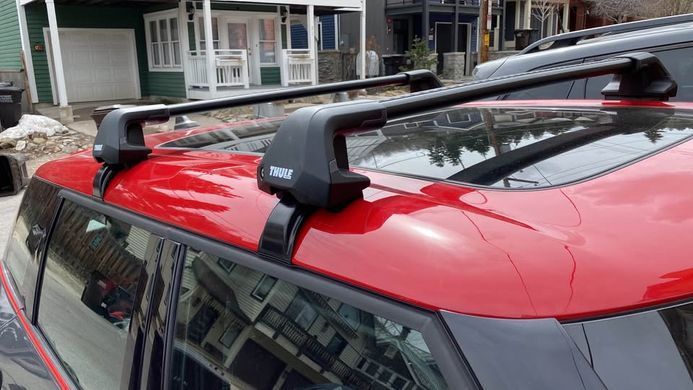 Поперечины ISUZU D-Max Space Cab 4-dr Pickup, 20- на гладкую крышу Thule Wingbar Edge